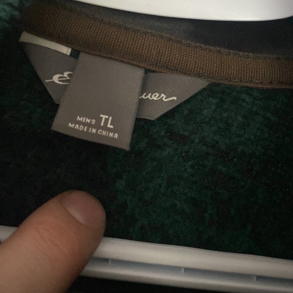 Eddie bauer dark green jacket with 3/4 buttons and front pocket - Picture 3 of 5